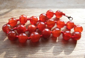 Vintage carnelian agate big bead necklace.