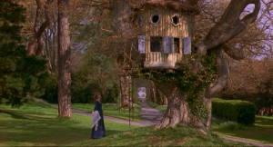 Margaret Dashwood's treehouse int eh film Sense and Sensibility, filmed at Saltram House,.