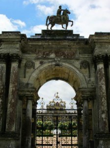 The impressive gates to Wilton House. Photo by MrsCommons.