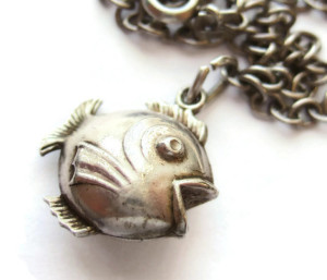 Vintage puffy fish charm bracelet.